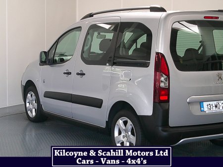 2013 Peugeot Partner - thumbnail 11