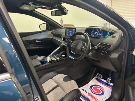 2021 Peugeot 3008 - thumbnail 10