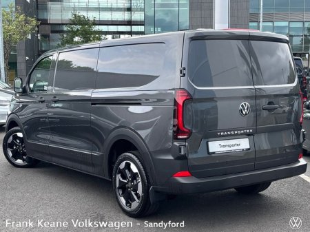 2025 Volkswagen Transporter - thumbnail 11