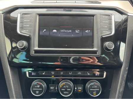 2015 Volkswagen Passat HIGHLINE 1.6 TDI MANUAL 6SPEED FWD 120HP 4DR thumbnail