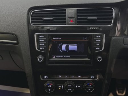 2015 Volkswagen Golf - thumbnail 12