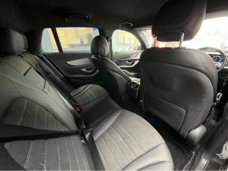 2021 Mercedes-Benz EQC - thumbnail 17