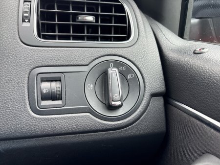 2014 Volkswagen Polo - thumbnail 14