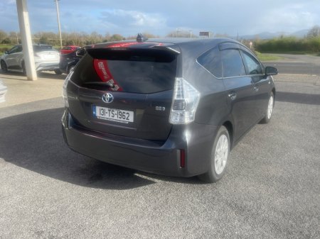 2013 Toyota Prius - thumbnail 5