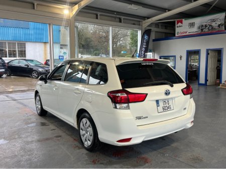 2017 Toyota Corolla - thumbnail 5