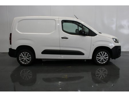2022 Citroen Berlingo 1000 EPRISE PRO BLUEHDI no vat €16,500