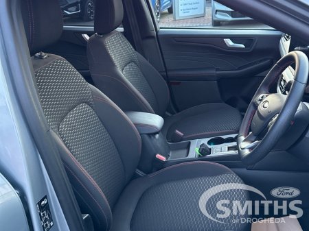 2024 Ford Kuga - thumbnail 4