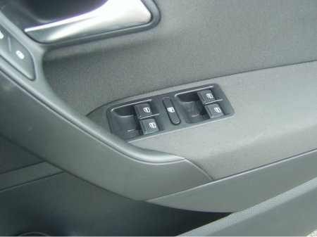 2014 Volkswagen Polo - thumbnail 8