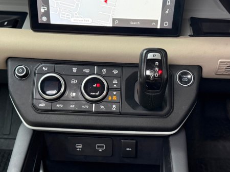 2020 Land Rover Defender - thumbnail 22