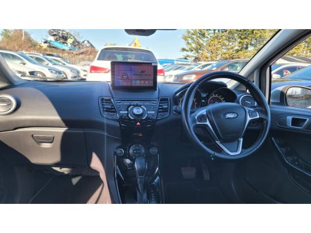 2016 Ford Fiesta - thumbnail 16