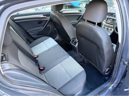 2013 Volkswagen Golf 1.2 TSI - BLUEMOTION TECHN-G TSI TECHNOLOGY €11,495 thumbnail