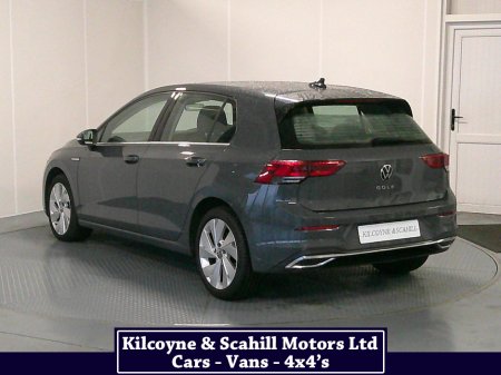 2022 Volkswagen Golf STYLE TDI €27,950 thumbnail