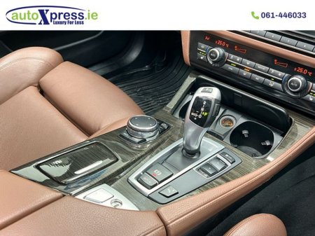 2016 BMW 5 Series - thumbnail 8