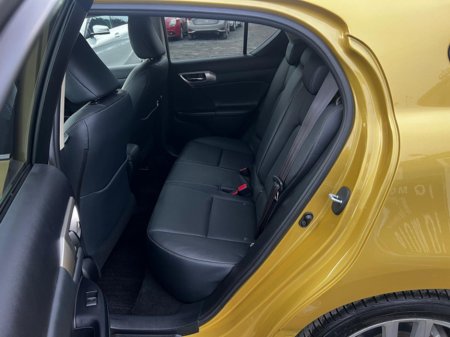 2015 Lexus CT 200 h 1.8L Petrol-Hybrid Automatic  High spec Low Mileage €17,595 thumbnail