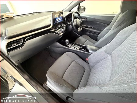 2019 Toyota C-HR - thumbnail 16