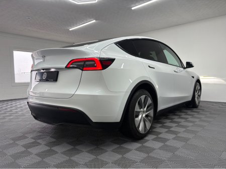 2023 Tesla Model Y - thumbnail 18