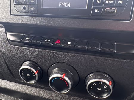 2020 Renault Master FWD LM35 DCI 135 BUSINE III PH2 MY19 €12,800 thumbnail