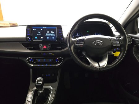 2019 Hyundai i30 Fastback Executive Petrol 5DR €12,750 thumbnail
