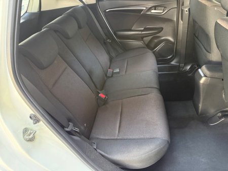 2015 Honda Fit - thumbnail 19