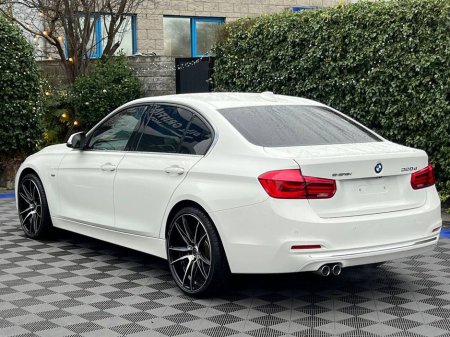 2016 BMW 3 Series 320d LUXURY-LINE // SERVICE HISTORY // LEATHER HEATED POWERED SEATS // REVERSE CAMERA €16,950 thumbnail