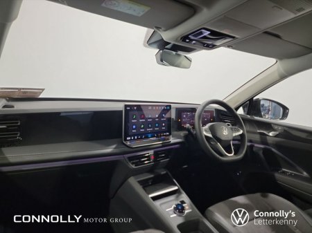 2026 Volkswagen Tiguan ED75 HYBRID 1.5 thumbnail