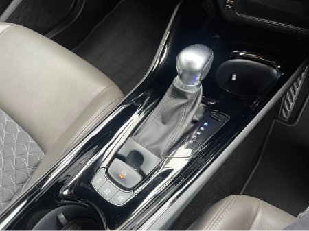 2020 Toyota C-HR - thumbnail 16