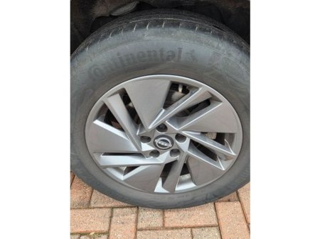 2024 Nissan Qashqai - thumbnail 6