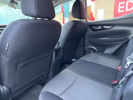 2016 Nissan Qashqai 1.5 DSL SV €10,950 thumbnail
