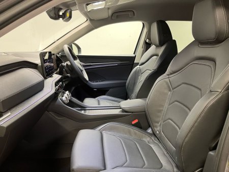 2025 Skoda Kodiaq Selection+ 2.0TDI 150BHP DSG - Reversing Camera - Climate Control - Heated Seats - Cruise Control - Keyless Start - Apple CarPlay/Android Auto €57,950 thumbnail