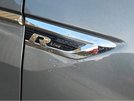 2020 Volkswagen Tiguan - thumbnail 17