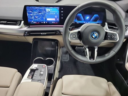 2025 BMW iX1 - photo 5