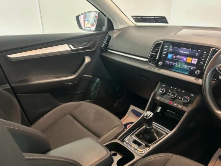 2023 Skoda Karoq AMBITION 2.0 TDI 115HP 5 5DR €28,950 thumbnail