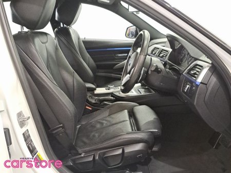 2017 BMW 3 Series - thumbnail 12