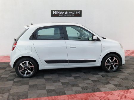 2018 Renault Twingo DYNAMIQUE 900cc PETROL AUTOMATIC 5DR thumbnail