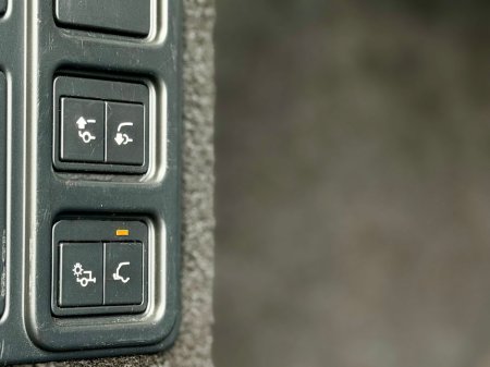 2021 Land Rover Discovery - thumbnail 19