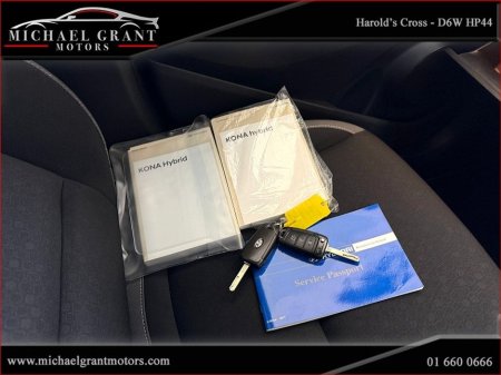 2020 Hyundai Kona 1.6 HYBRID GDI PETROL EXECUTIVE HIGH SPEC IRISH CAR €21,995 thumbnail