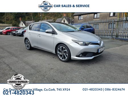 2016 Toyota Auris - thumbnail 2