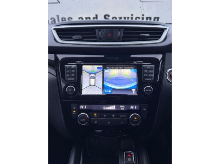 2015 Nissan Qashqai 1.5 SVE DAP + GLASS ROYALE ROOF E 4DR €9,800 thumbnail