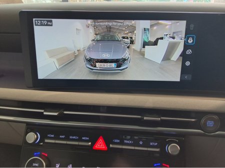 2025 Hyundai Tucson PLATINUM PHEV  - Only 4,000 Km - Top Spec - Side Steps - €46,950 thumbnail