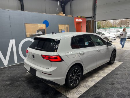 2024 Volkswagen Golf - thumbnail 2