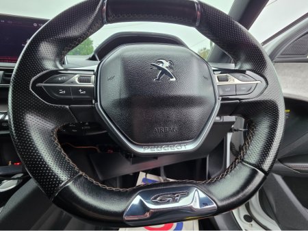 2018 Peugeot 5008 ( 182 REG ) GT LINE 7 SEATER  - DIGITAL DASH - CAMERA - ALLOYS -   CARPLAY ANDROID AUTO EU RADIO  PEARL WHITE €25,950 thumbnail