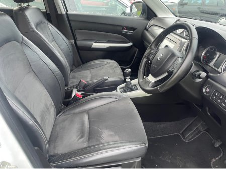 2018 Suzuki Vitara Glx thumbnail