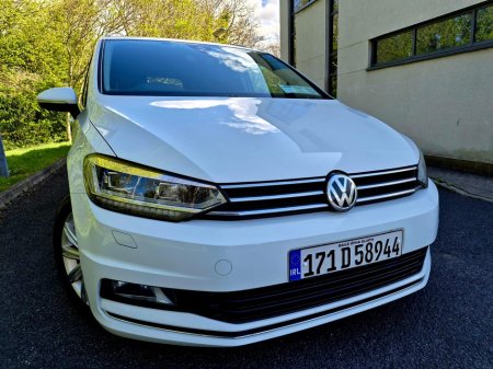 2017 Volkswagen Touran - photo 4