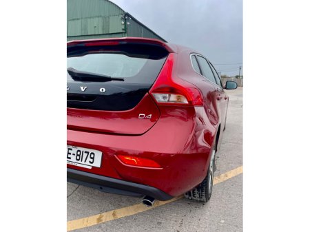 2016 Volvo V40 - thumbnail 11