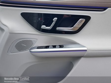 2025 Mercedes-Benz EQE - thumbnail 16