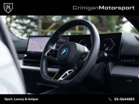 2024 BMW 5 Series - thumbnail 9