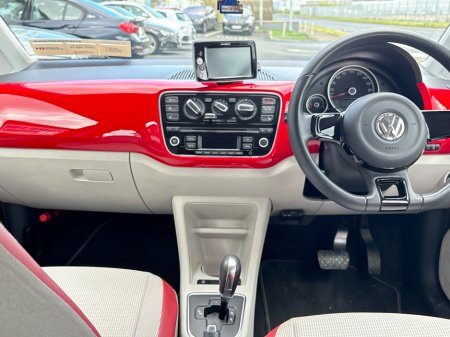 2015 Volkswagen up! - thumbnail 8