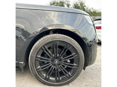 2024 Land Rover Range Rover - thumbnail 27