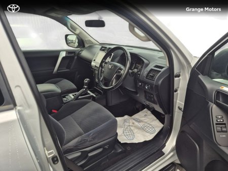 2022 Toyota Landcruiser SWB GX COMMERCIAL AUTO €42,235 thumbnail