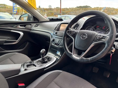 2016 Opel Insignia - thumbnail 8